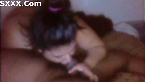 Big-assed ebony babe with a big round ass and a sexy mouth