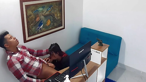 I am having sex with my ebony boss and her slutty self