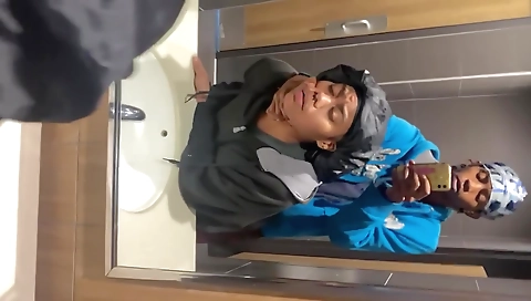 My ebony chick is getting fucked and creampie on the webcam